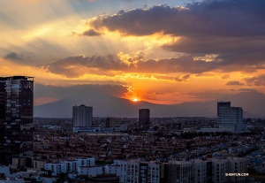 The sun slowly retreats from Mexico's capital.